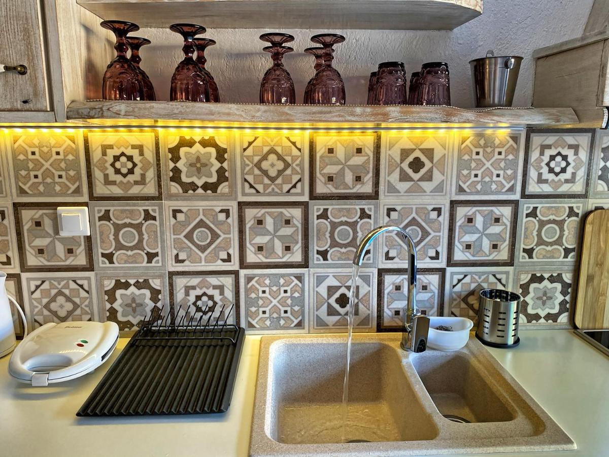 Milos Gem Suites Inn Pachaina Luaran gambar