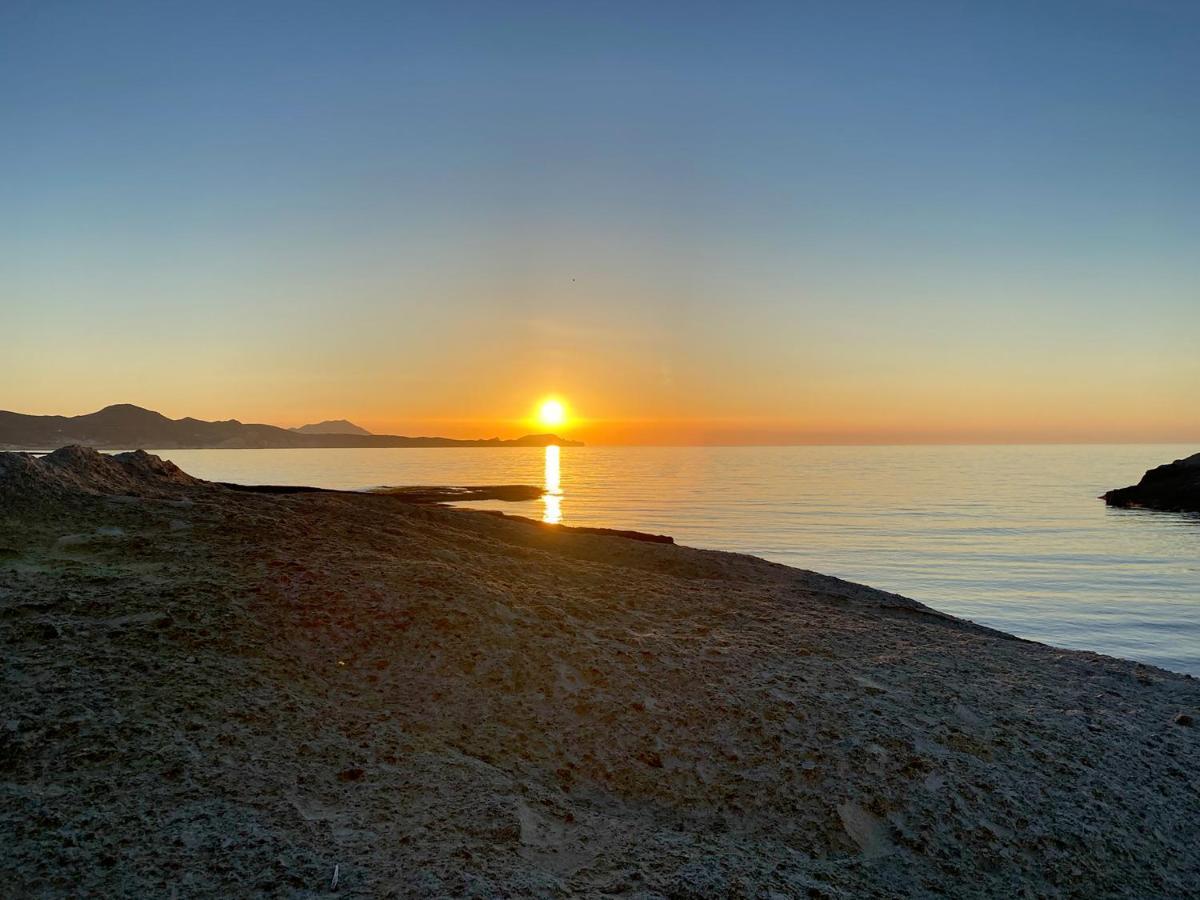 Milos Gem Suites Inn Pachaina Luaran gambar